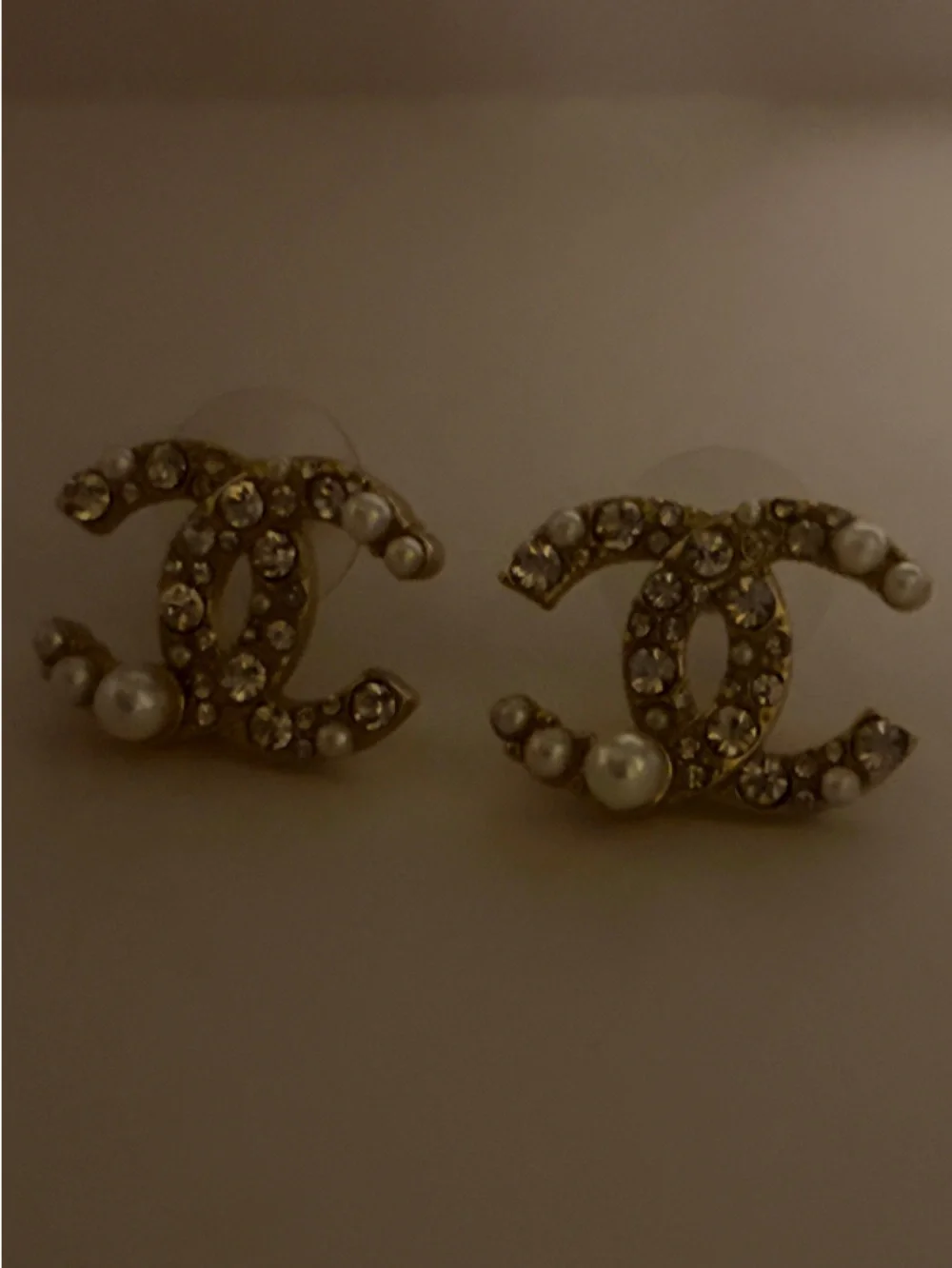 🪩 🆕! CC Studs 🐚
